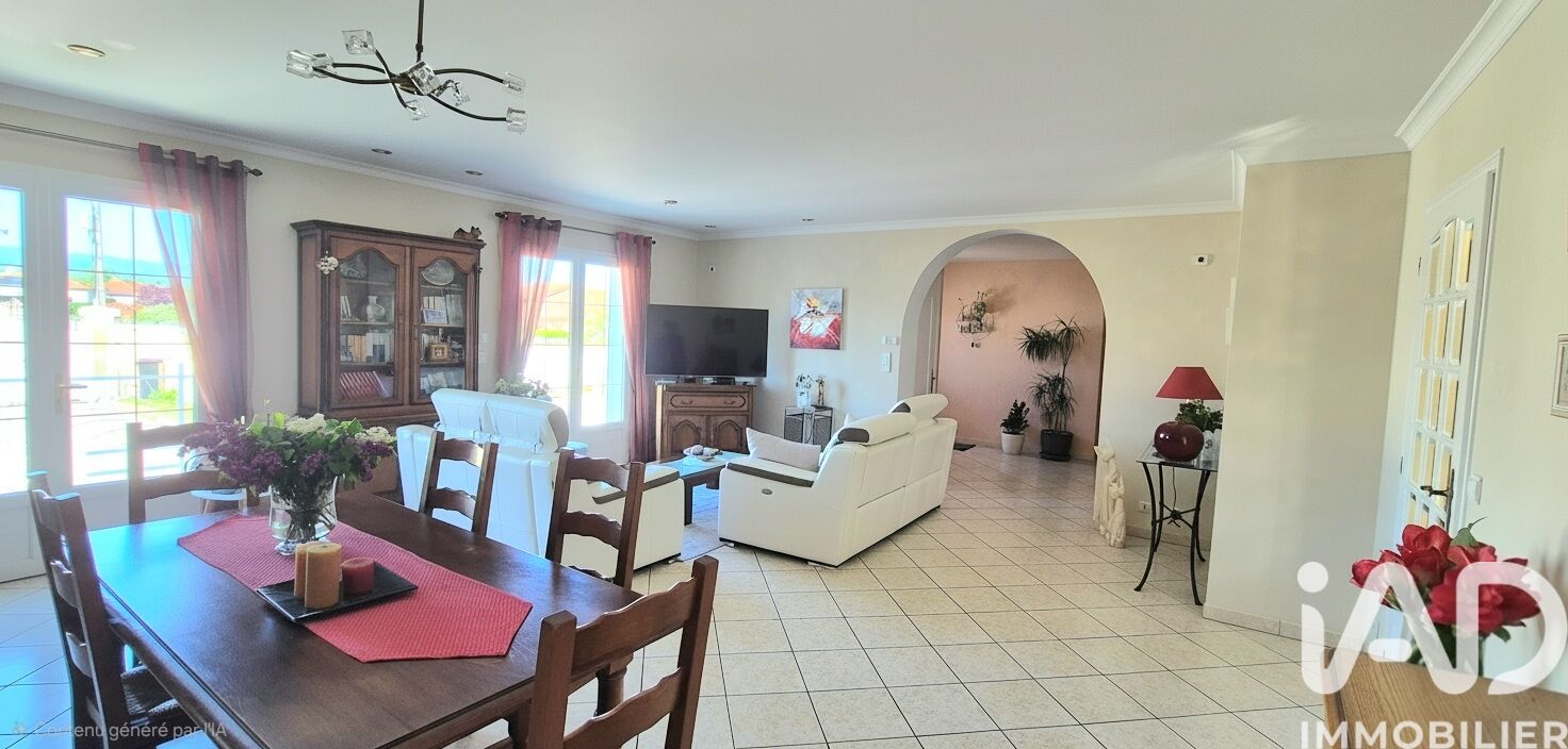 Vente Maison/villa 8 pièces - Photo 5