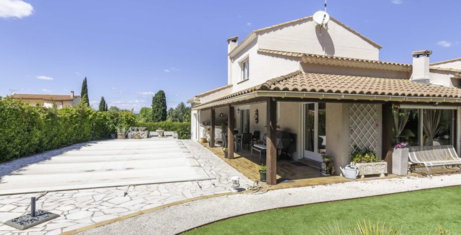 Maison de ville de 6 pièces principales — photo 1