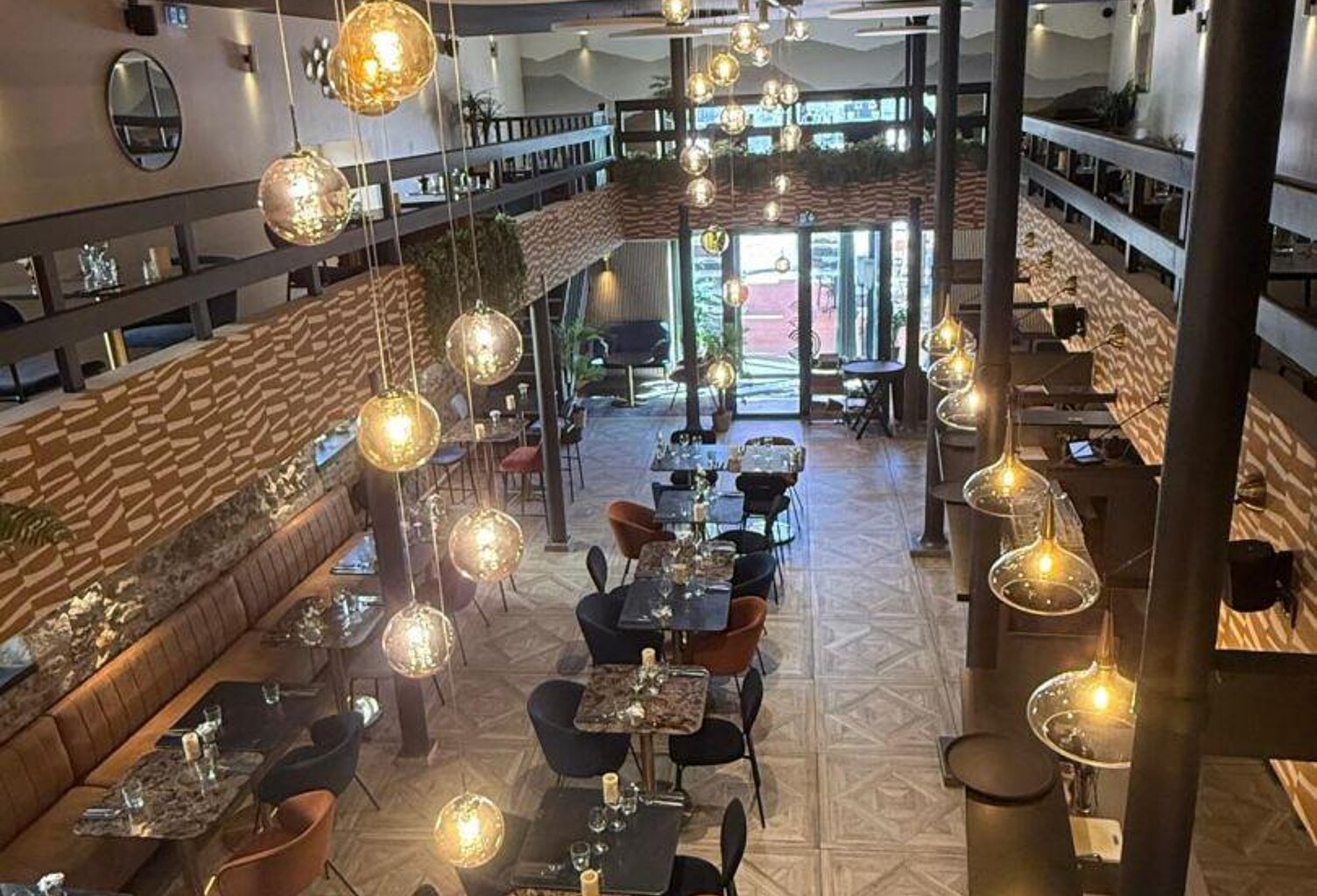 Vente Restaurant 180 m&sup2; — photo 1