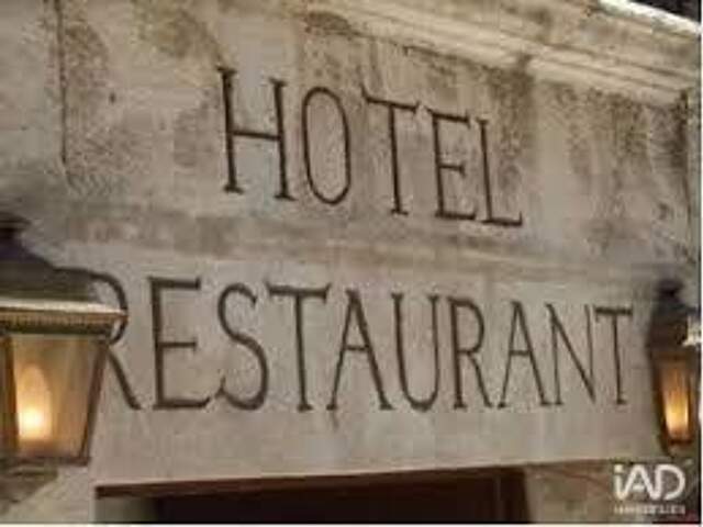 Vente Hôtel-restaurant 800 m&sup2; — photo du bien