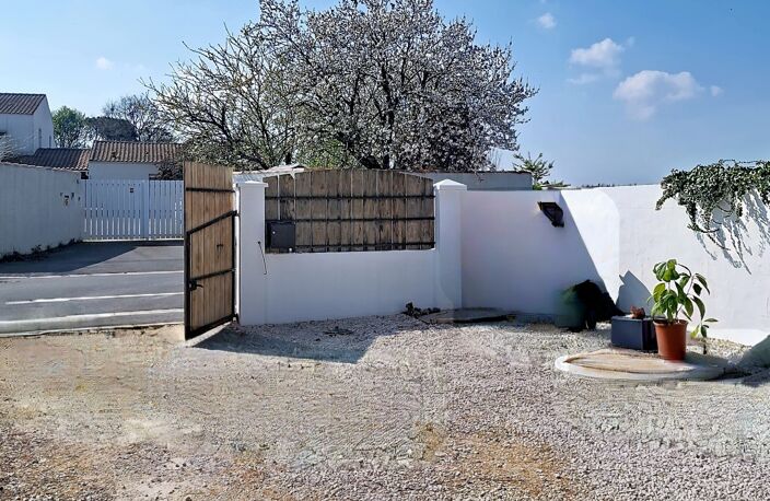 Vente Maison/villa 4 pièces — photo 2