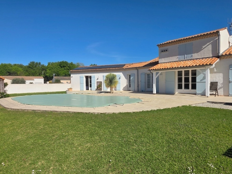 Vente Maison/villa 6 pièces — photo 1