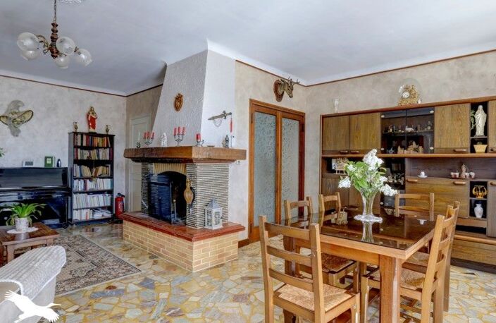 Maison de ville de 9 pièces principales — photo 3
