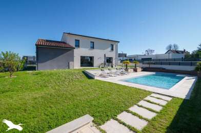 Maison 6 pièces 746000 €