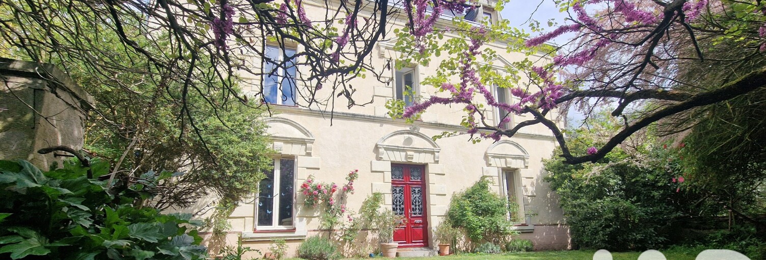 Maison 8 Pièces 266 m² à vendre à Loretz-d'Argenton (79290)