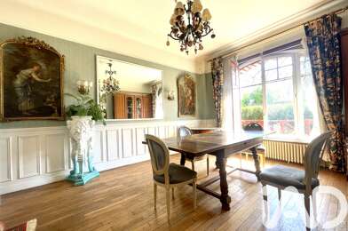 Maison 9 pièces 920000 €