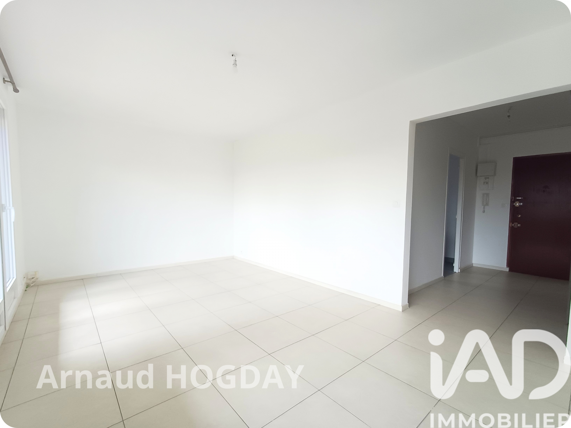 Vente Appartement 3 pièces - Photo 2