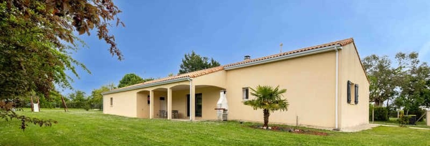 Maison 5 Pièces 131 m² à vendre à Ruffec (16700)