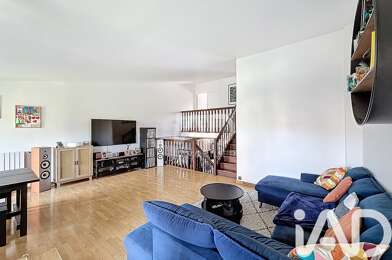 Appartement 4 pièces 275000 €