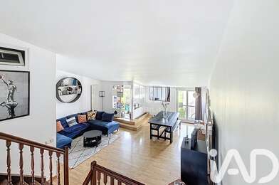 Appartement 4 pièces 275000 €