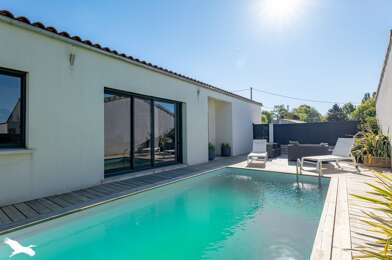 Maison 5 pièces 348480 €