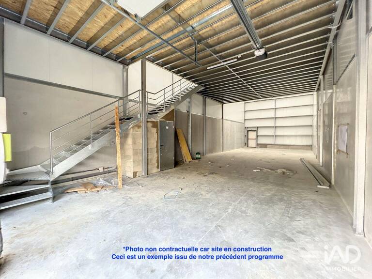 Vente Local d'activités 212 m&sup2; — photo 1