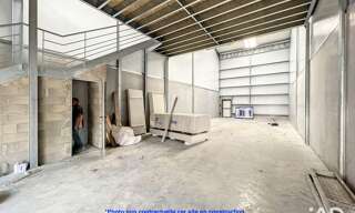 Commerce  162 m² à vendre à Chevry-Cossigny (77173)