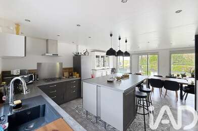 Maison 7 pièces 290000 €