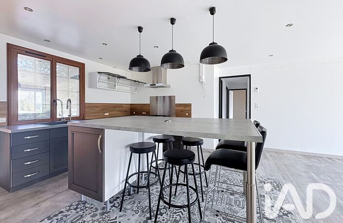Vente Maison/villa 7 pièces — photo 3