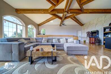 Maison 9 pièces 469000 €