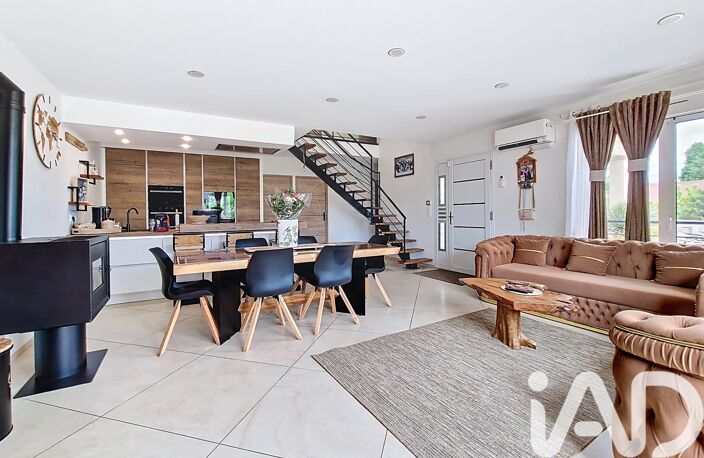 Vente Maison/villa 6 pièces — photo 3