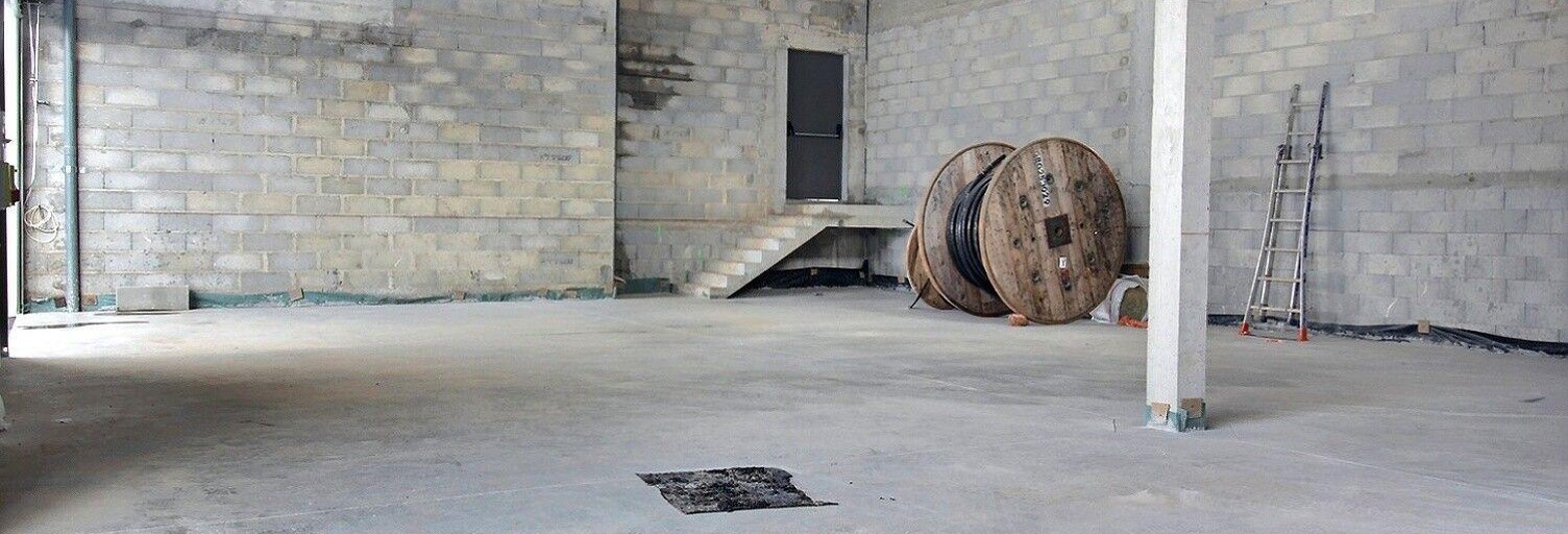 Commerce  160 m² à vendre à Saint-Maximin-la-Sainte-Baume (83470)