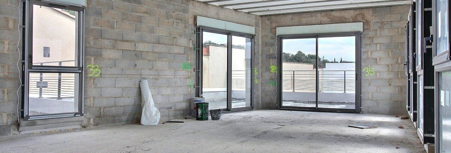 Commerce  65 m² à vendre à Saint-Maximin-la-Sainte-Baume (83470)