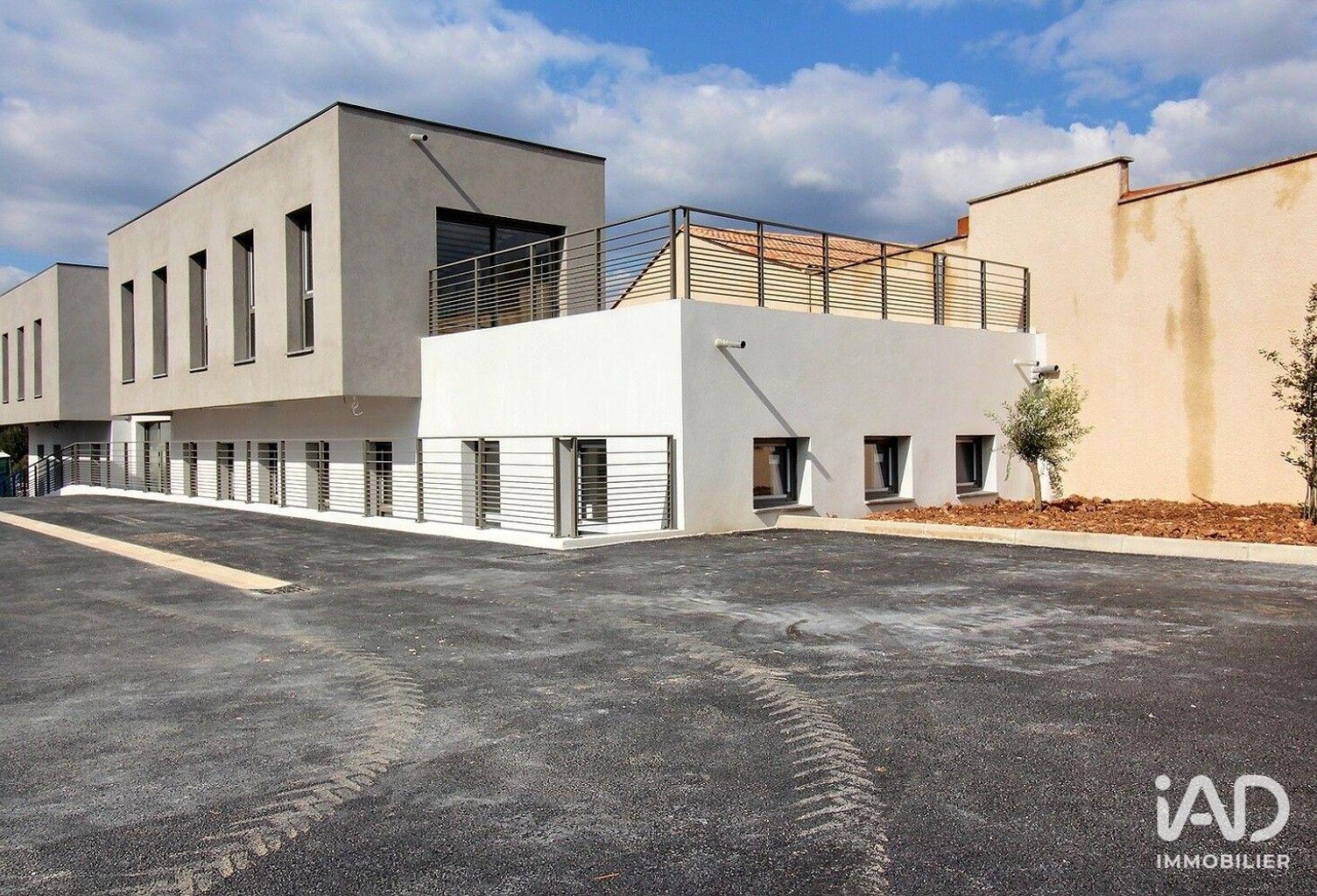 Vente Murs commerciaux 65 m&sup2; — photo 1