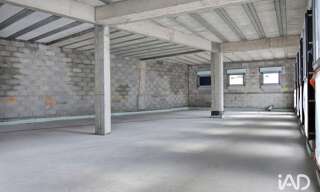 Commerce  155 m² à vendre à Saint-Maximin-la-Sainte-Baume (83470)