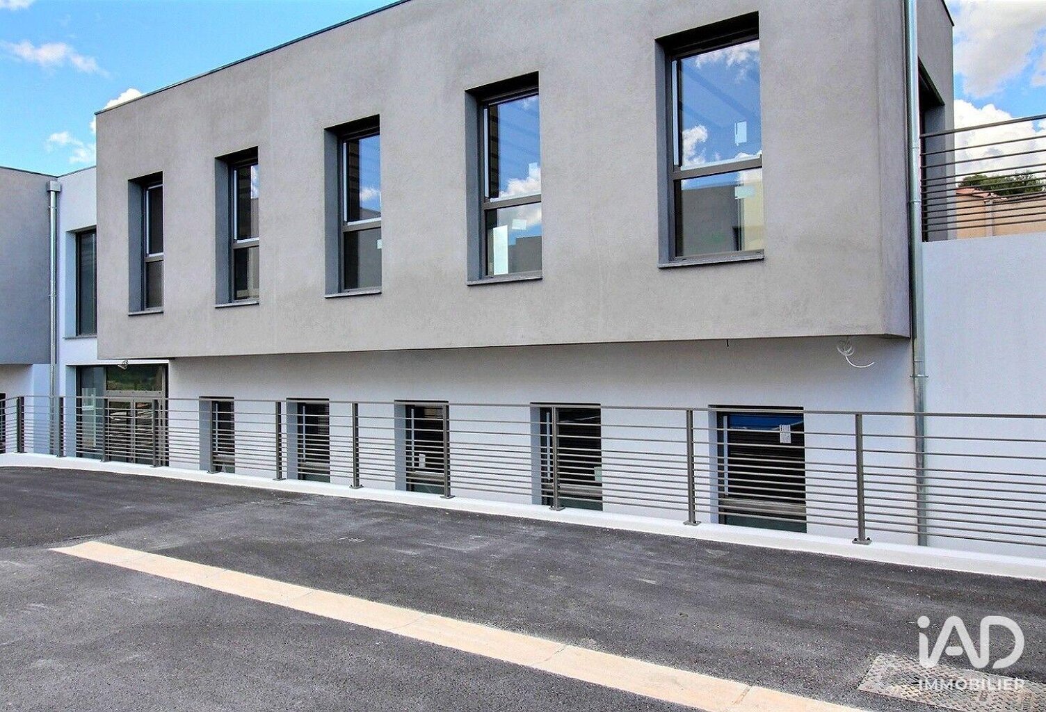 Vente Murs commerciaux 155 m&sup2; — photo 1