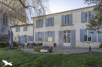 Maison en pierre de 7 pièces principales — photo du bien