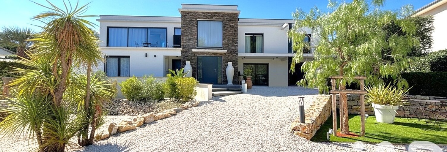 Maison 9 Pièces 319 m² à vendre à Fréjus (83370)