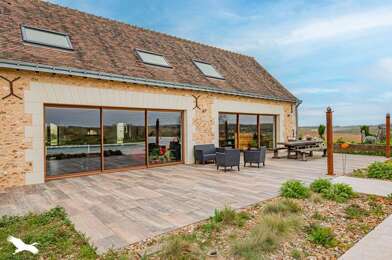 Maison 14 pièces 835200 €