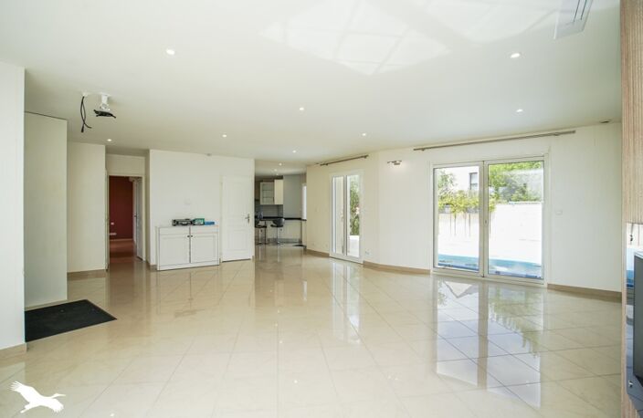 Vente maison 8 pièces 180 m² Notre-Dame-d'Oé (37390) — photo 4