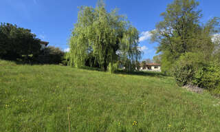 Terrain  648 m² à vendre à Savigny (69210)