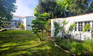 Maison 10 Pièces 210 m² à vendre à Vaux-sur-Mer (17640)