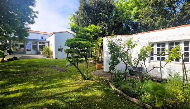 Villa / Maison 10 pièces  à vendre Vaux-sur-Mer 17640