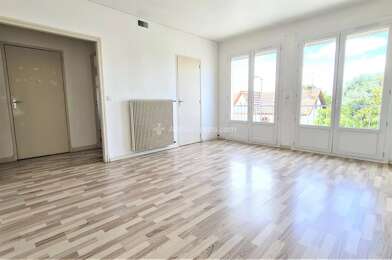 Appartement 3 pièces 645 €