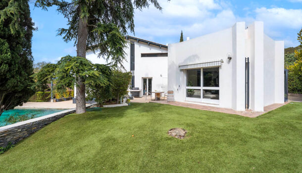 Villa / Maison 9 pièces  à vendre Aubagne 13400