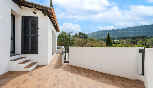 Villa / Maison 9 pièces  à vendre Aubagne 13400