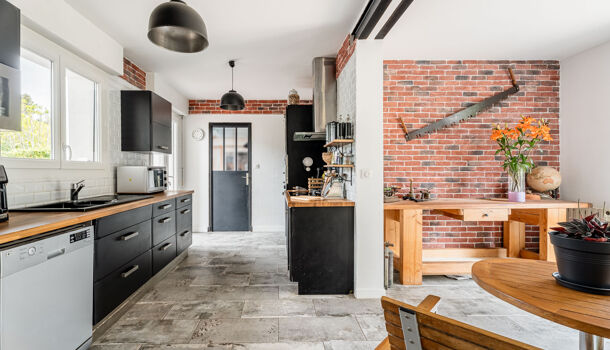 Villa / Maison 9 pièces  à vendre Aubagne 13400