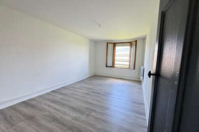 Appartement 3 pièces 680 €