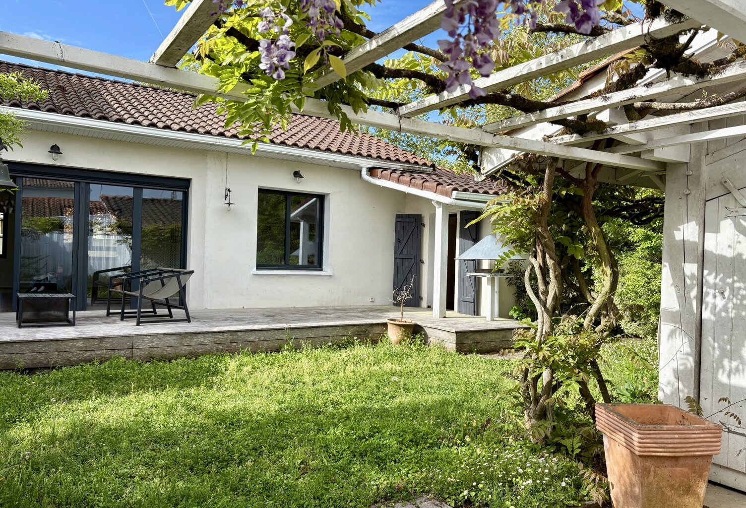 Maison de charme - T5 - de plain-pied - 101 m² - garage - Jardi — photo 1