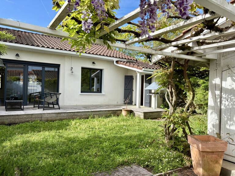 Maison de charme - T5 - de plain-pied - 101 m² - garage - Jardi — photo 1