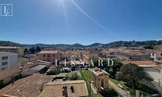 Appartement 5 Pièces 85 m² à vendre à Vallauris (06220)