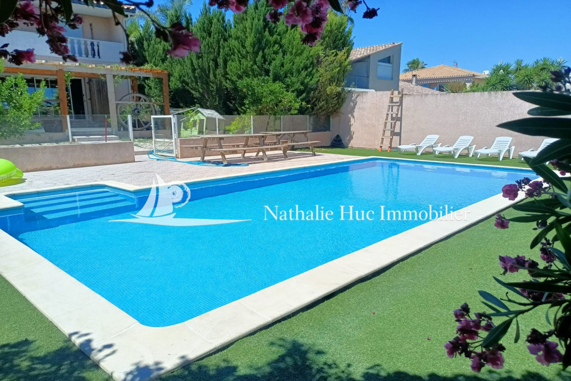 Villa / Maison 9 pièces  à vendre Perpignan 66100