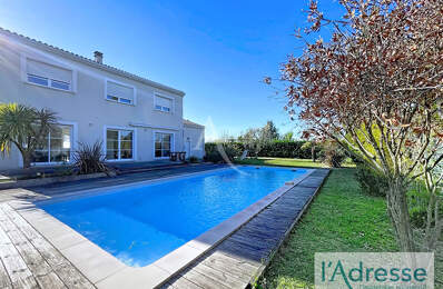 Maison Saint Alban 5 pièce(s) 211.32 m2 — photo du bien