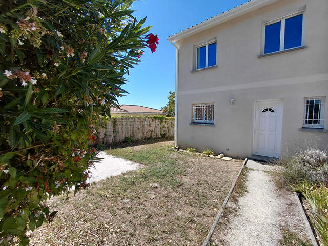 Maison de ville de 102 m2 à Prignac-Et-Marcamps — photo du bien