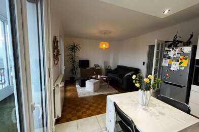 Appartement 3 pièces 690 €