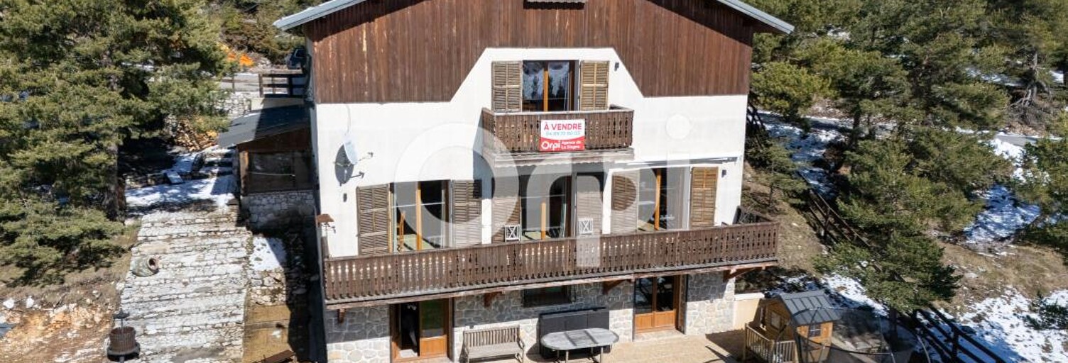 Maison 6 Pièces 226 m² à vendre à Gréolières (06620)