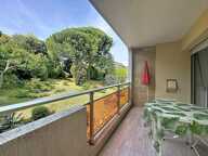 STUDIO MEUBLE - 56 Avenue Jean de Lattre de Tassigny, Résidence La Marjolaine - 06 400 CANNES — photo 2