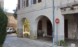 Maison 10 Pièces 233 m² à vendre à Montpezat-de-Quercy (82270)