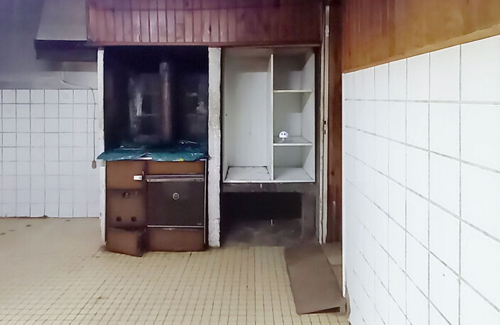 ROUGE : Maison à rénover  5 pièces — photo 3