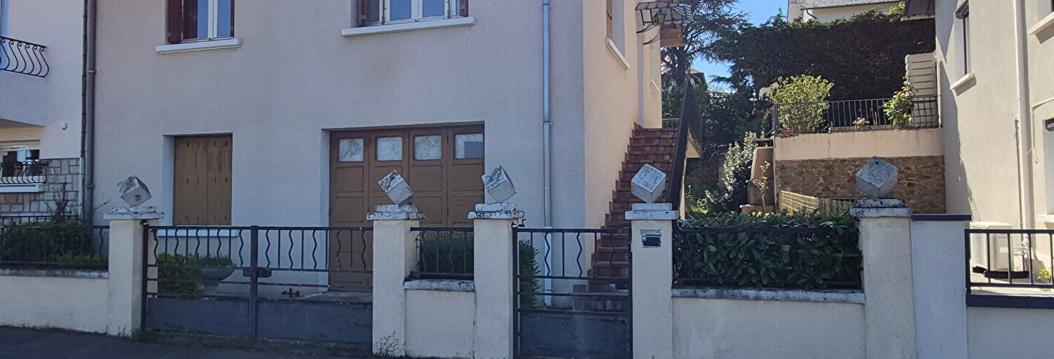 Maison 6 Pièces 125 m² à vendre à Le Monastère (12000)